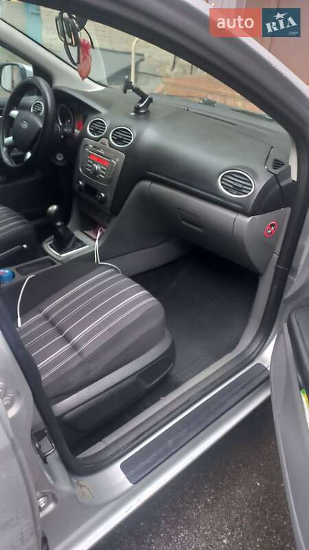 Универсал Ford Focus 2009 в Киеве фото 7 Универсал Ford Focus 2009 в Киеве