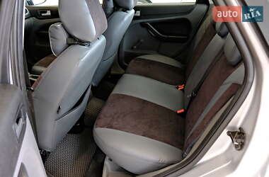 Седан Ford Focus 2009 в 