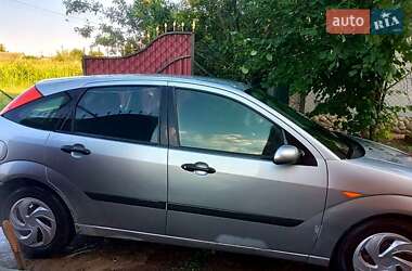 Хетчбек Ford Focus 2003 в 