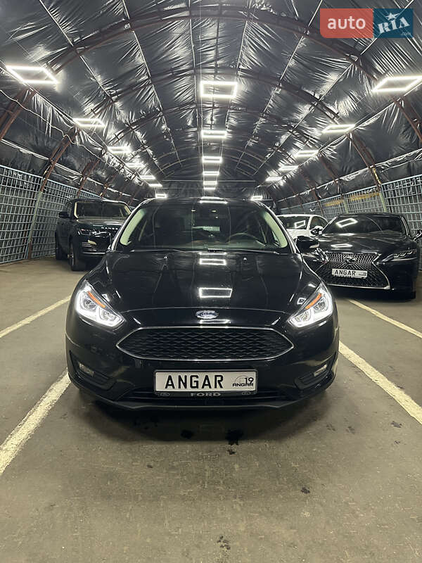 Хэтчбек Ford Focus 2017 в Киеве
