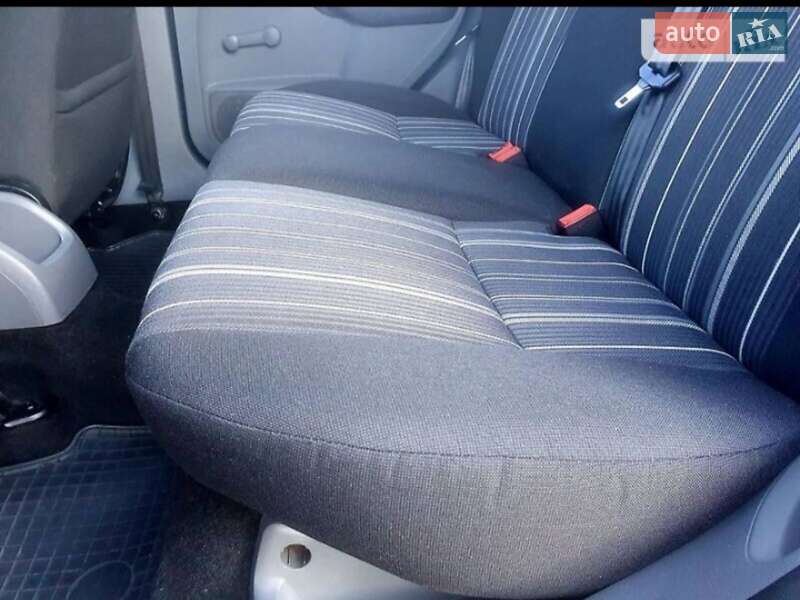 Хэтчбек Ford Focus 2011 в Кривом Роге