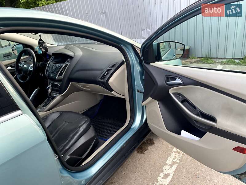 Хетчбек Ford Focus 2011 в Глухові