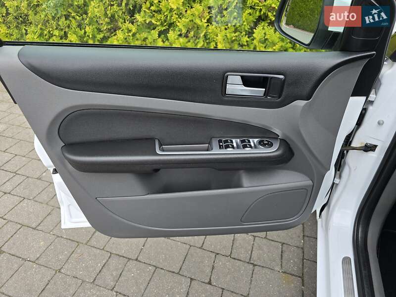 Універсал Ford Focus 2011 в Стрию