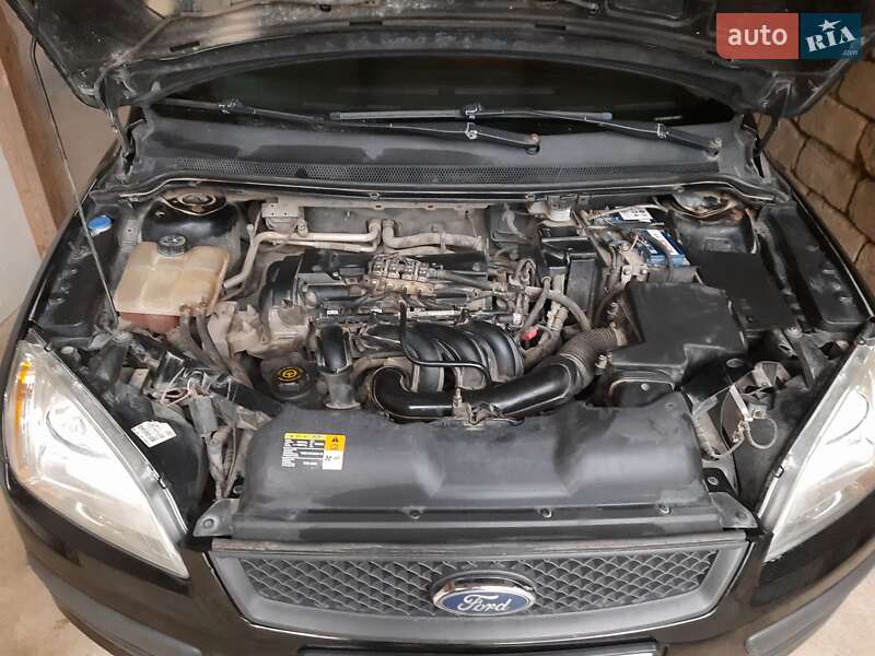 Хэтчбек Ford Focus 2007 в Вашковцах