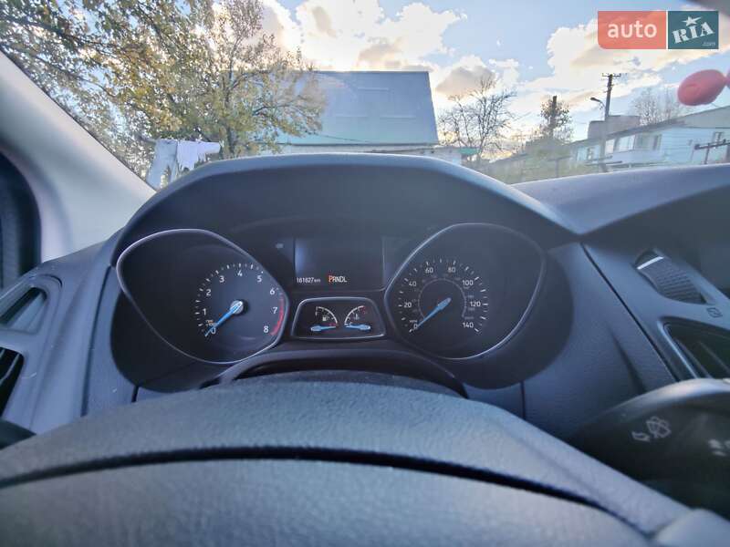 Седан Ford Focus 2016 в Дніпрі