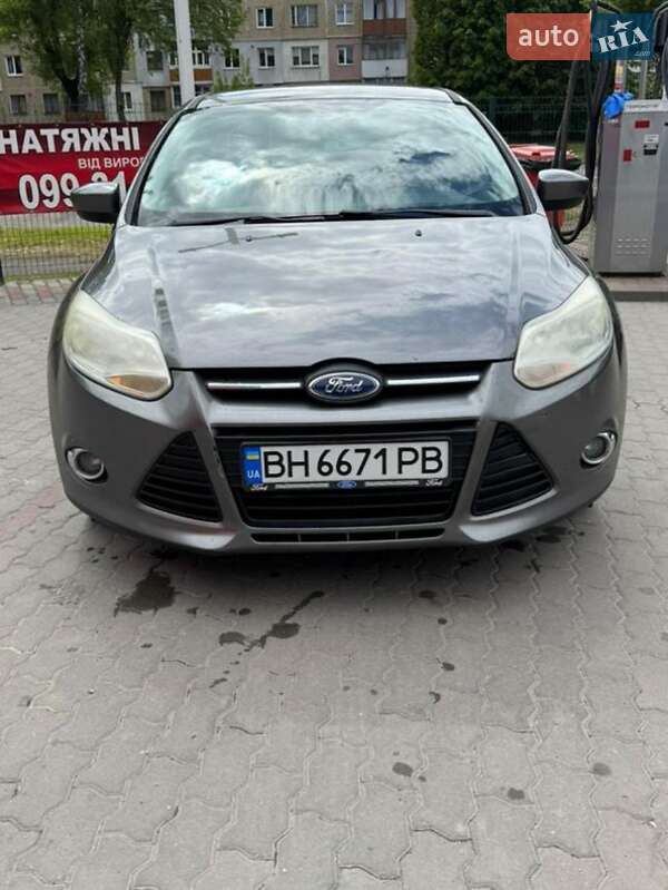 Седан Ford Focus 2011 в Калуше