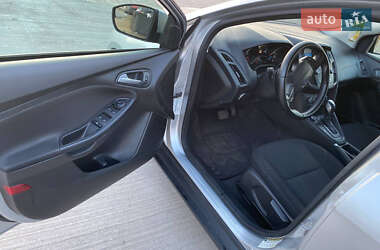 Хетчбек Ford Focus 2015 в 