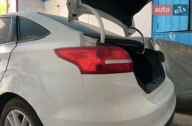 Седан Ford Focus 2017 в 