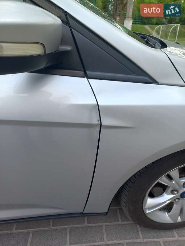 Хэтчбек Ford Focus 2014 в Тернополе