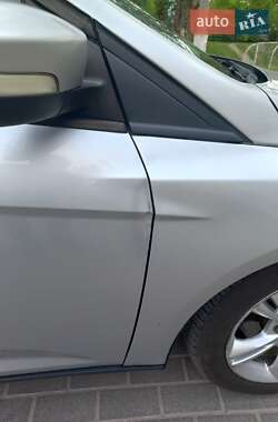 Хэтчбек Ford Focus 2014 в 