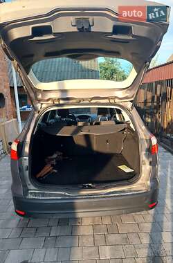 Универсал Ford Focus 2012 в 