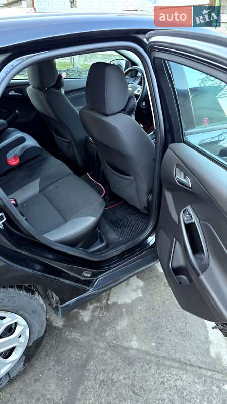 Хэтчбек Ford Focus 2013 в Львове фото 13 Хэтчбек Ford Focus 2013 в Львове