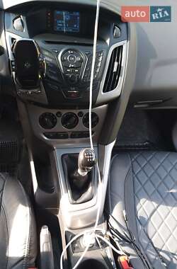 Универсал Ford Focus 2011 в 