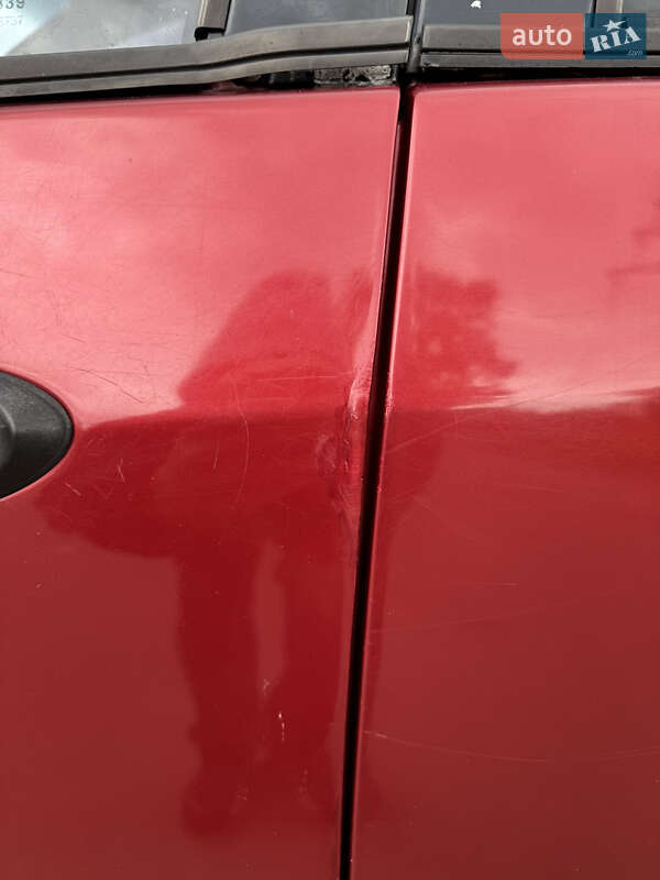 Седан Ford Focus 2001 в Києві
