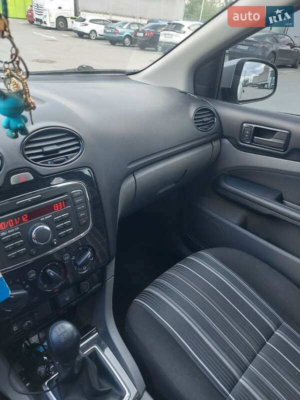 Хэтчбек Ford Focus 2011 в Виннице