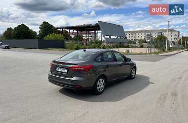 Седан Ford Focus 2016 в 
