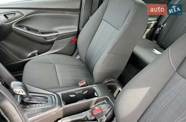Седан Ford Focus 2016 в 