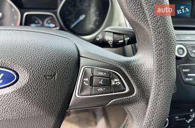 Седан Ford Focus 2016 в 