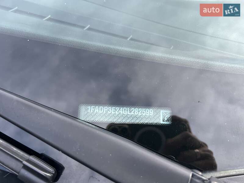 Седан Ford Focus 2016 в Богуславе