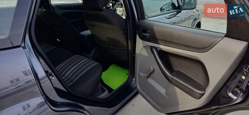 Хэтчбек Ford Focus 2008 в Киеве фото 21 Хэтчбек Ford Focus 2008 в Киеве
