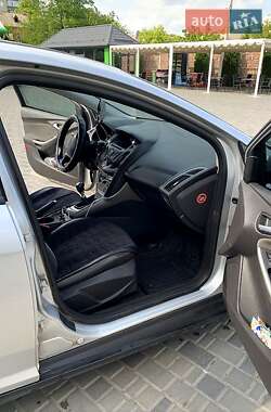 Универсал Ford Focus 2012 в 