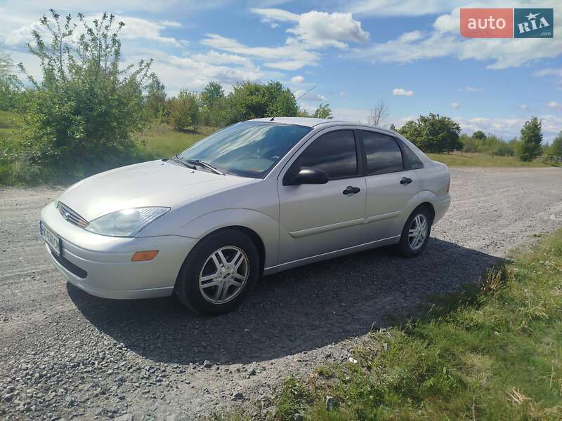 Седан Ford Focus 2000 в Рокитном