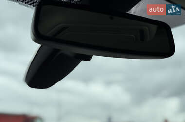 Хэтчбек Ford Focus 2012 в 