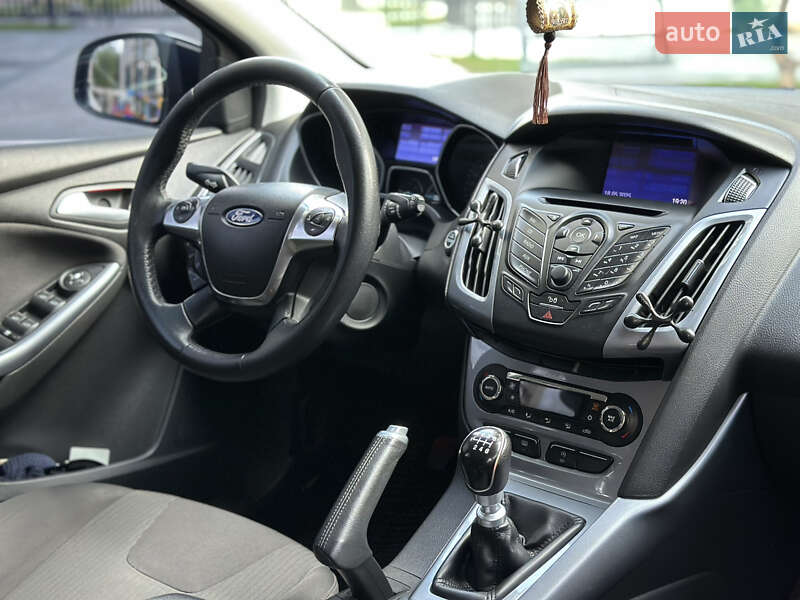 Універсал Ford Focus 2012 в Івано-Франківську