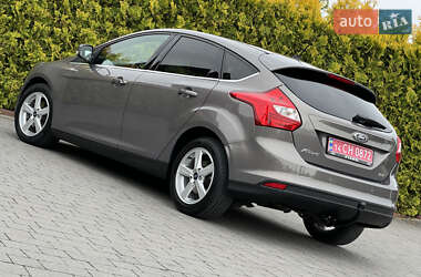 Хетчбек Ford Focus 2014 в 