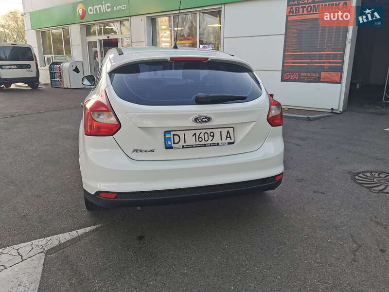 Хэтчбек Ford Focus 2012 в Киеве