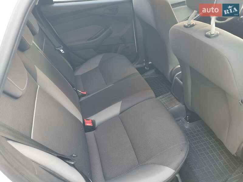 Хэтчбек Ford Focus 2012 в Киеве