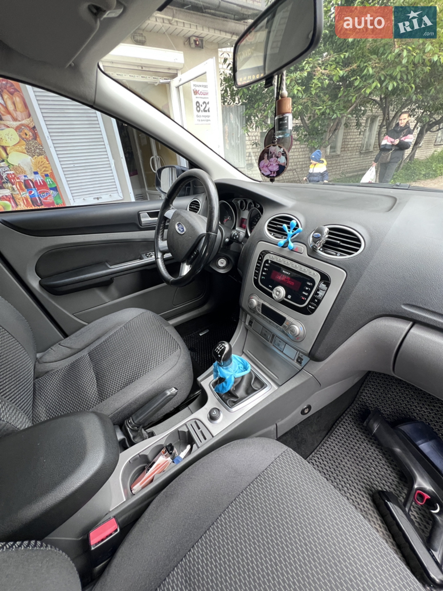 2010 Ford Focus - мініатюра 3
