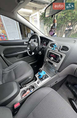 Седан Ford Focus 2010 в Шостці