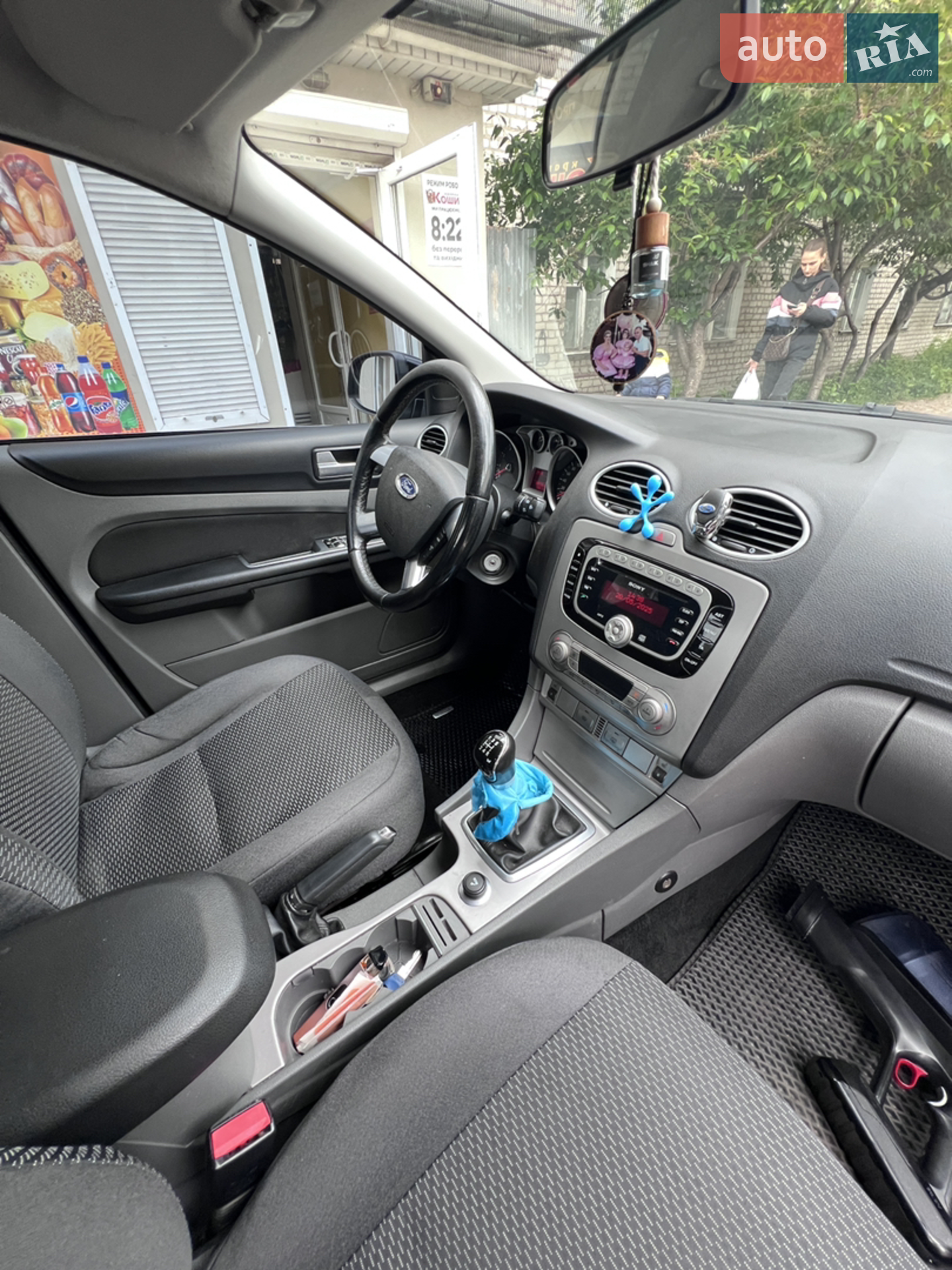 2010 Ford Focus - мініатюра 7