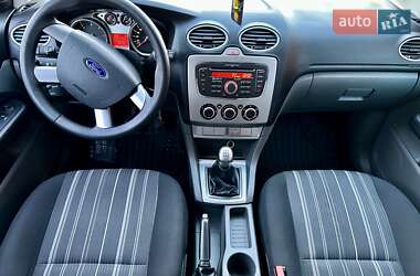 Универсал Ford Focus 2010 в 