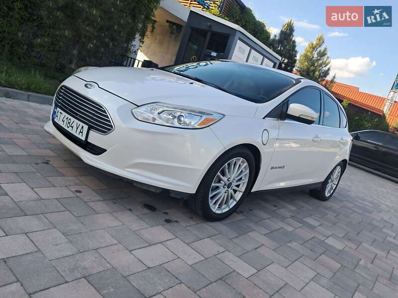 Хетчбек Ford Focus 2015 в Івано-Франківську