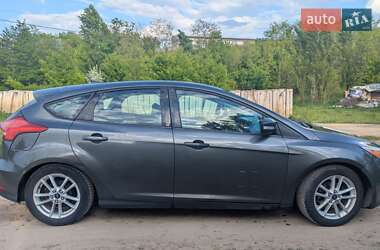 Хэтчбек Ford Focus 2015 в 