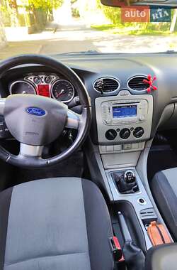 Универсал Ford Focus 2010 в 