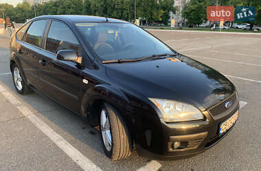 Хетчбек Ford Focus 2006 в 