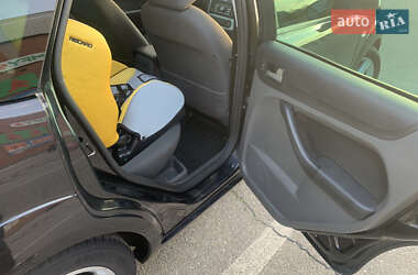 Хетчбек Ford Focus 2006 в 