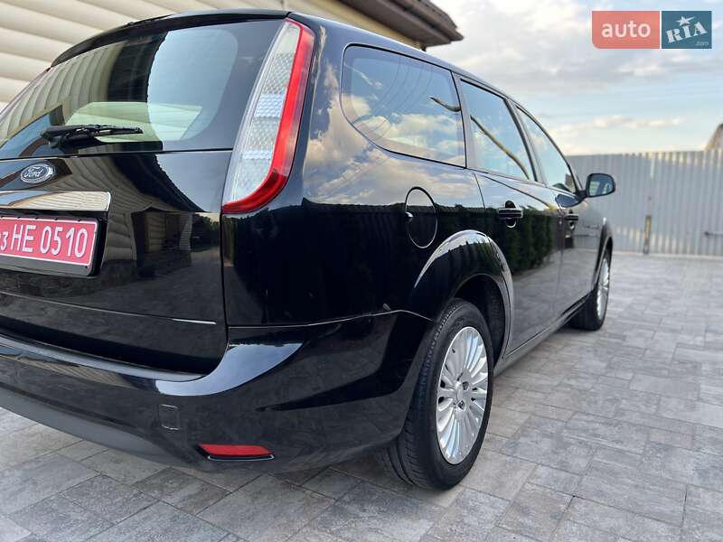 Універсал Ford Focus 2008 в Сарнах