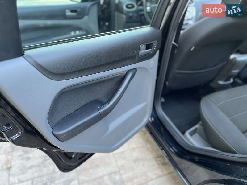 Універсал Ford Focus 2008 в Сарнах