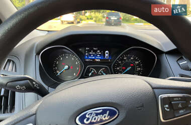 Седан Ford Focus 2017 в 