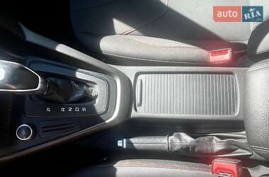 Хетчбек Ford Focus 2018 в 