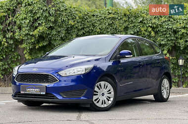 Хетчбек Ford Focus 2016 в Дніпрі