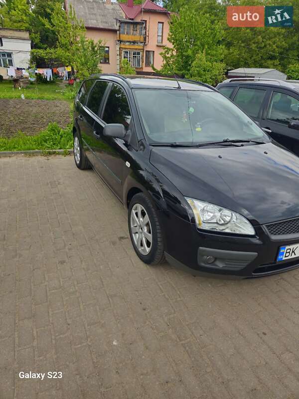 Универсал Ford Focus 2005 в Ровно