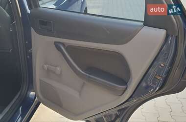 Хетчбек Ford Focus 2011 в 