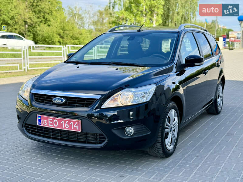 Універсал Ford Focus 2011 в 