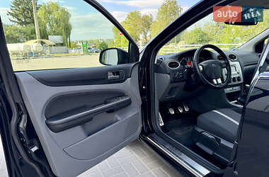 Універсал Ford Focus 2011 в 