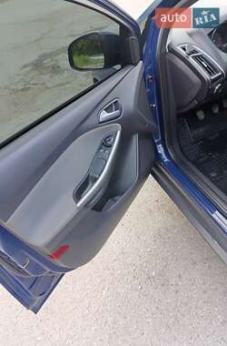 Универсал Ford Focus 2012 в 